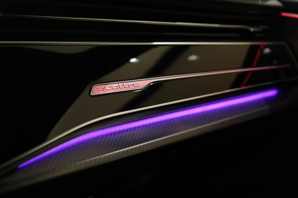 Audi RSQ8 4.0 TFSI quattro 600PK/PANO/HUD/CARBON PAKKET/360CAM/VOL