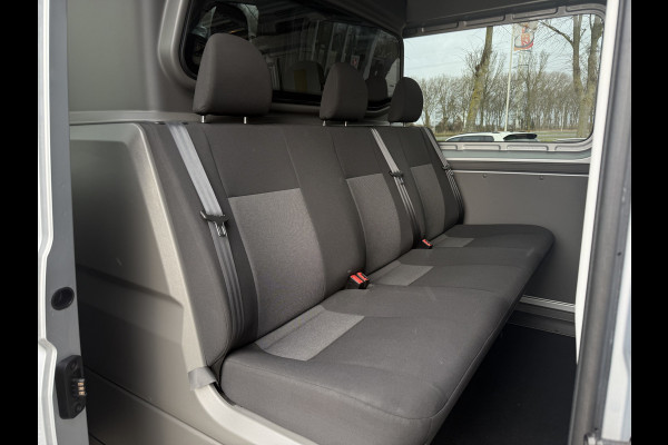 Volkswagen Crafter 35 2.0 TDI L3H2 DC Highline | Led | Adapt. Cruisec. | Stoelverw. | Trekhaak