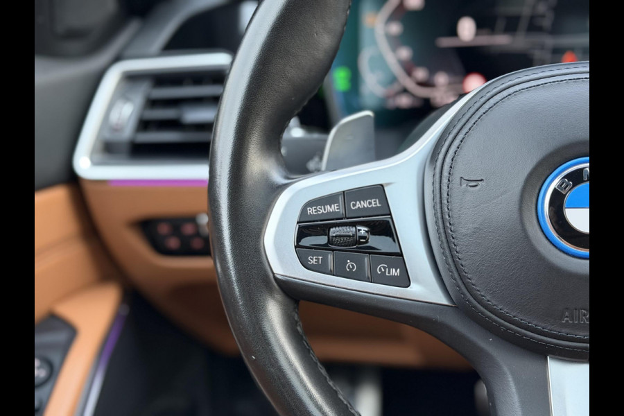 BMW 3-serie 330e High Ex. M-Sport Plus |Schuif/kantel dak|M-Seats|Memory|19"|HiFi