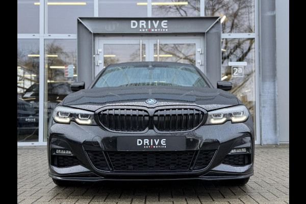 BMW 3-serie 330e High Ex. M-Sport Plus |Schuif/kantel dak|M-Seats|Memory|19"|HiFi