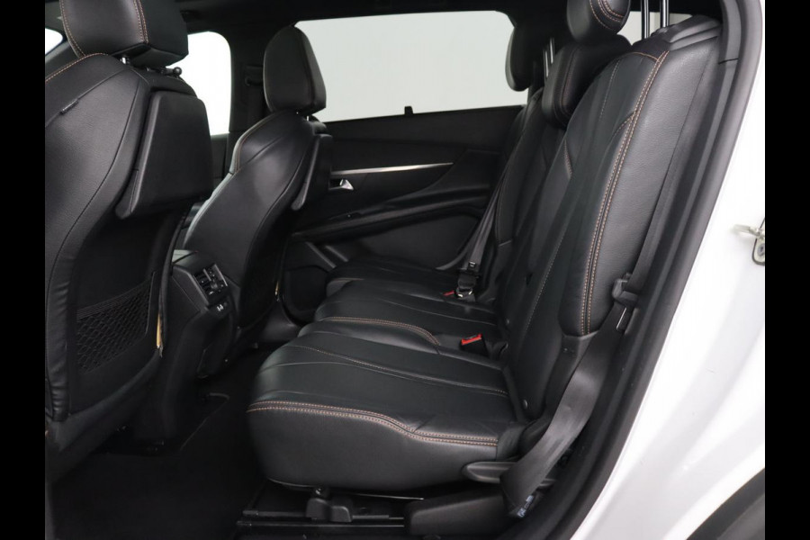 Peugeot 5008 1.2 PureTech GT-Line 7-persoons | Panoramadak | Leder | Carplay | Camera | Navigatie | Keyless | Full LED | Dodehoek detectie