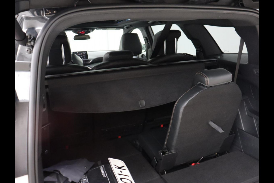 Peugeot 5008 1.2 PureTech GT-Line 7-persoons | Panoramadak | Leder | Carplay | Camera | Navigatie | Keyless | Full LED | Dodehoek detectie