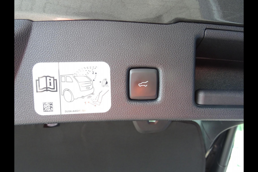 Ford Kuga 2.5 PHEV ST-Line X 225pk Automaat | Adaptieve Cruise | Panorama dak | Achteruitrijcamera | Elektrische achterklep | Navigatie | B & O Sound