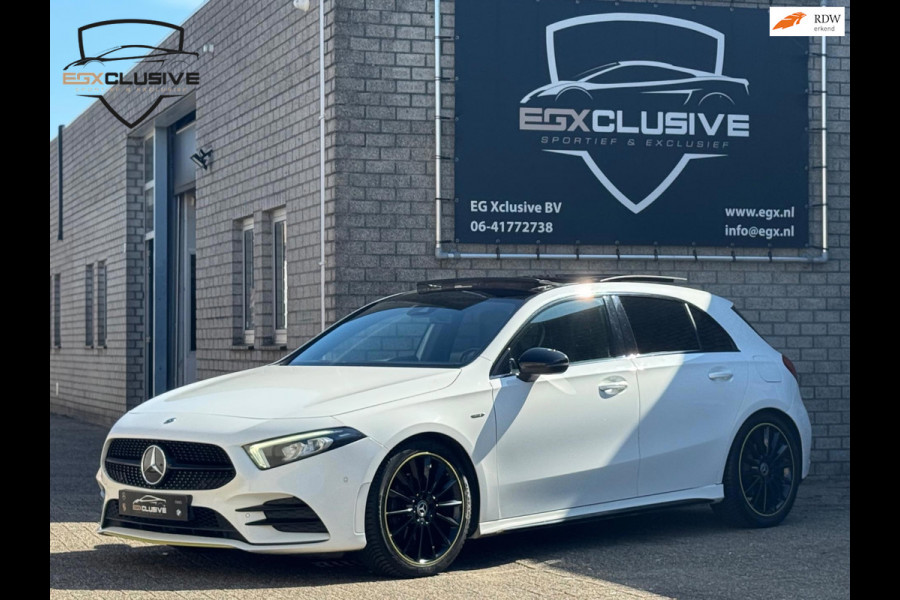 Mercedes-Benz A-Klasse 200 Premium Plus AMG Edition Pano/Camera/Ambiente