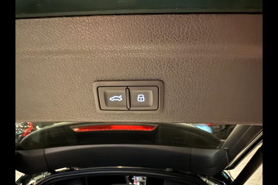 Audi Q3 Sportback 45 TFSI e 3X SLINE BLACK-LINE 20'' PANO/LEDER/SFEERVERL/SONOS/M-STOELEN/CAM/DAB///