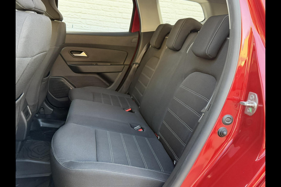Dacia Duster 1.3 TCe Automaat Navi Camera Pdc Clima Trekhaak Cruise