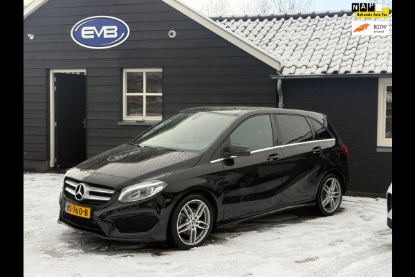 Mercedes-Benz B-Klasse 180 AUTOMAAT AMG styling, panoramadak, trekhaak, 47000 km, dealer onderhouden, NL auto met nap