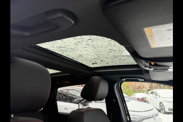 Mercedes-Benz B-Klasse 180 AUTOMAAT AMG styling, panoramadak, trekhaak, 47000 km, dealer onderhouden, NL auto met nap