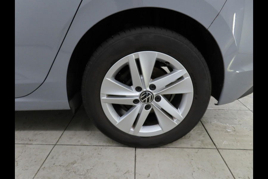 Volkswagen Golf 1.0 eTSI Life Business Airco Climatronic Elektr. ERGO Comfortstoelen Adaptive Cruise Control PDC VA Full LED Stoel/Stuurverwarming Sfeerverlichting