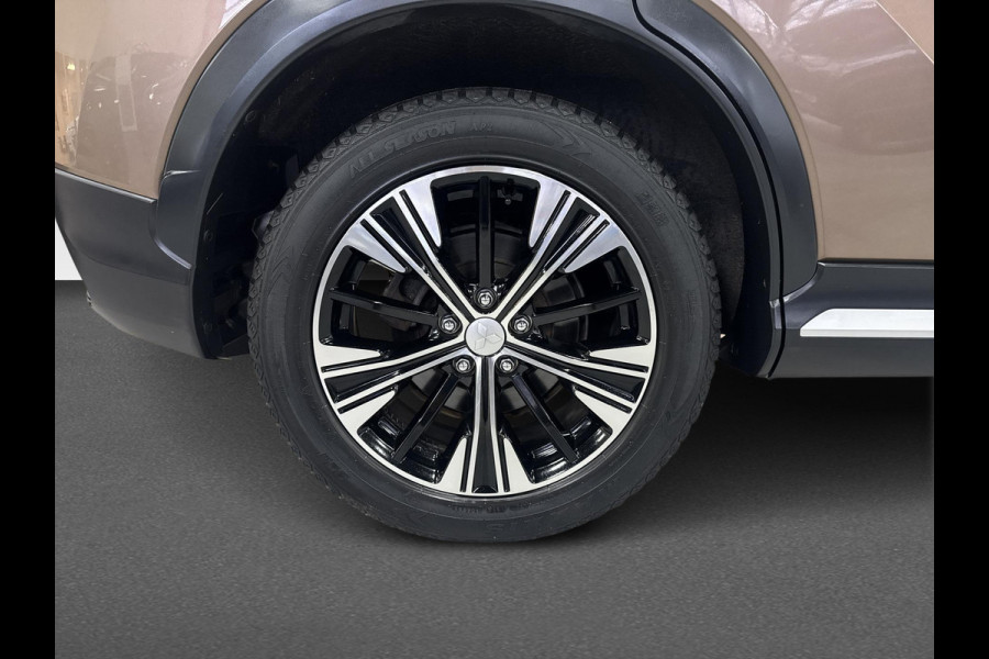 Mitsubishi Eclipse Cross 1.5 DI-T First Edition | All Season banden