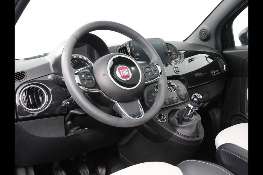 Fiat 500 1.0 Hybrid Dolcevita | Panorama dak | Cruise control | Climate control | Apple Carplay / Android auto | Lichtmetalen Velgen