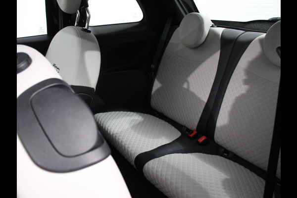 Fiat 500 1.0 Hybrid Dolcevita | Panorama dak | Cruise control | Climate control | Apple Carplay / Android auto | Lichtmetalen Velgen