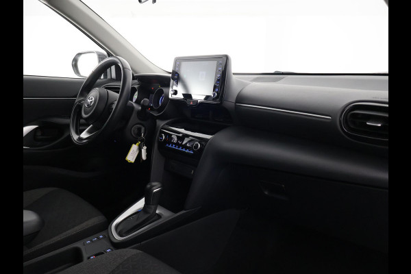 Toyota Yaris Cross 1.5 HYBRID BI-TONE PACK GARANTIE 2-2034 ! CLIMA.CRUISE ADAPTIEF. PARKEER CAMERA.