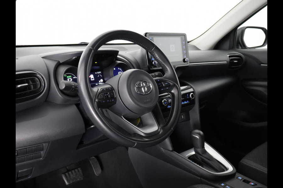 Toyota Yaris Cross 1.5 HYBRID BI-TONE PACK GARANTIE 2-2034 ! CLIMA.CRUISE ADAPTIEF. PARKEER CAMERA.