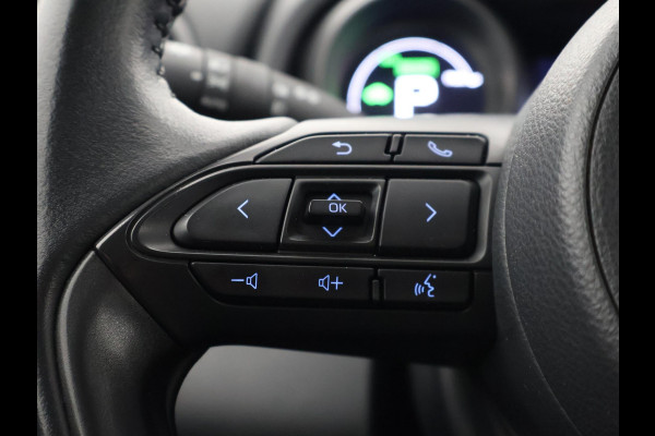 Toyota Yaris Cross 1.5 HYBRID BI-TONE PACK GARANTIE 2-2034 ! CLIMA.CRUISE ADAPTIEF. PARKEER CAMERA.