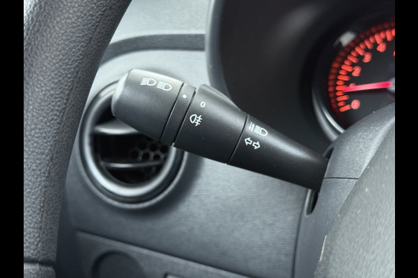 Dacia Dokker 1.5DCI Airco Navi Trekhaak Euro 6 DAB Bluetooth Essential Betonplex Vloer Lat om Lat betimmering Schuifdeur Origineel Nederlandse Auto