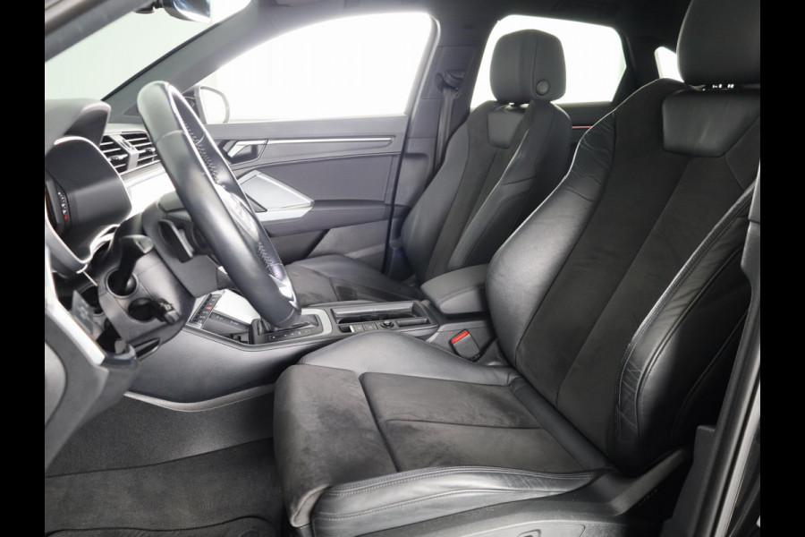 Audi Q3 Sportback 35 TFSI Pro Line S 150pk | Panoramadak | Adaptieve cruise controle | Verwarmbare voorstoelen | Parkeercamera
