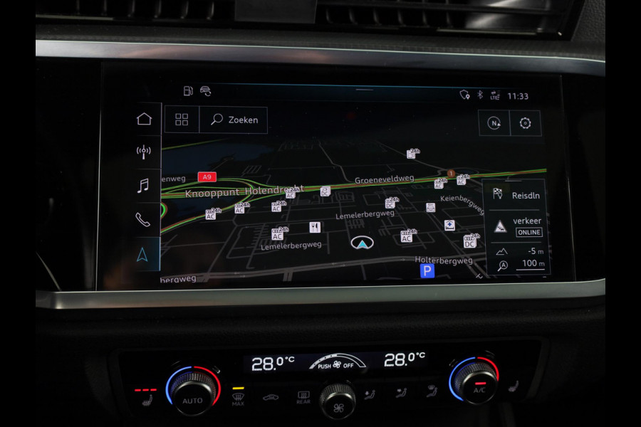 Audi Q3 Sportback 35 TFSI Pro Line S 150pk | Panoramadak | Adaptieve cruise controle | Verwarmbare voorstoelen | Parkeercamera