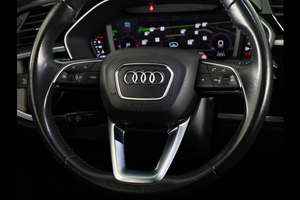 Audi Q3 Sportback 35 TFSI Pro Line S 150pk | Panoramadak | Adaptieve cruise controle | Verwarmbare voorstoelen | Parkeercamera