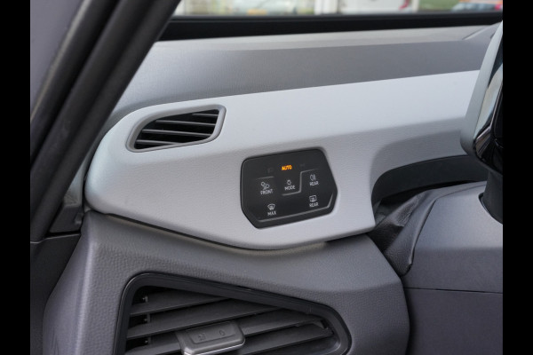 Volkswagen ID.3 First Plus 58 kWh | SoH 92% | LED | Steunhaak | Adaptive Cruise | Navigatie