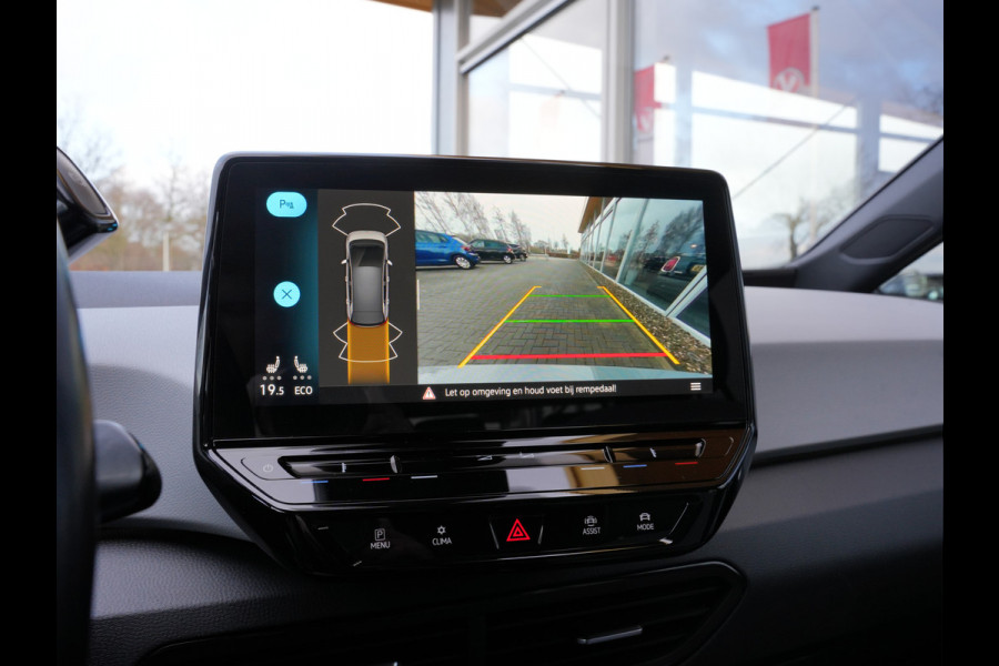 Volkswagen ID.3 First Plus 58 kWh | SoH 92% | LED | Steunhaak | Adaptive Cruise | Navigatie
