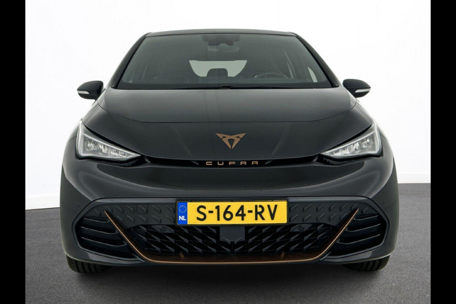 CUPRA Born Essential 62 kWh | Navigatie | Apple Carplay/Android Auto |  Adaptive Cruise Control | Climate Control | Ambient Light | PDC VA | Camera