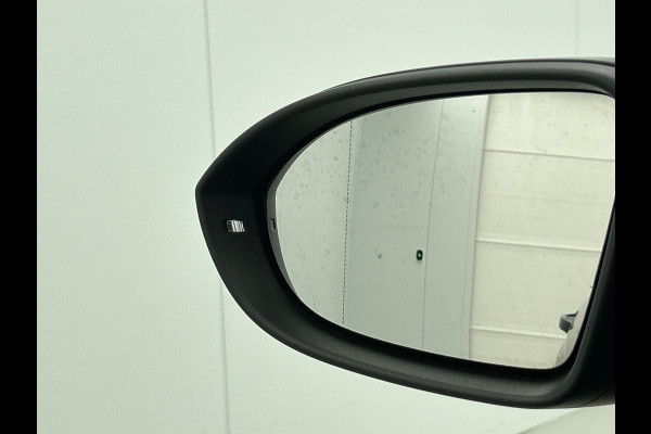 CUPRA Born Essential 62 kWh | Navigatie | Apple Carplay/Android Auto |  Adaptive Cruise Control | Climate Control | Ambient Light | PDC VA | Camera