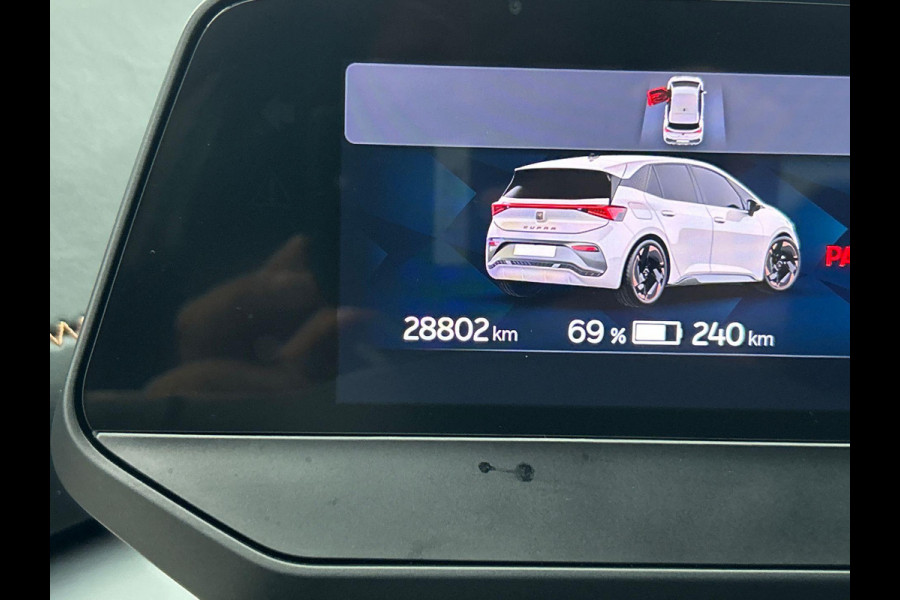 CUPRA Born Essential 62 kWh | Navigatie | Apple Carplay/Android Auto |  Adaptive Cruise Control | Climate Control | Ambient Light | PDC VA | Camera