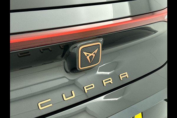 CUPRA Born Essential 62 kWh | Navigatie | Apple Carplay/Android Auto |  Adaptive Cruise Control | Climate Control | Ambient Light | PDC VA | Camera