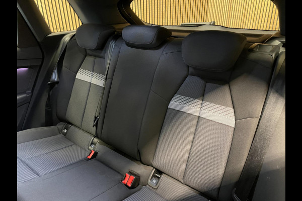 Audi Q4 e-tron 40 Launch edition Advanced 77 kWh|92% SOH|TREKHAAK|PANORAMADAK|AMBIENT LIGHT|NAVIGATIE|STOELVERWARMING|INCL. BTW|