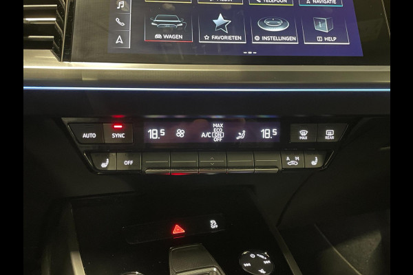 Audi Q4 e-tron 40 Launch edition Advanced 77 kWh|92% SOH|TREKHAAK|PANORAMADAK|AMBIENT LIGHT|NAVIGATIE|STOELVERWARMING|INCL. BTW|