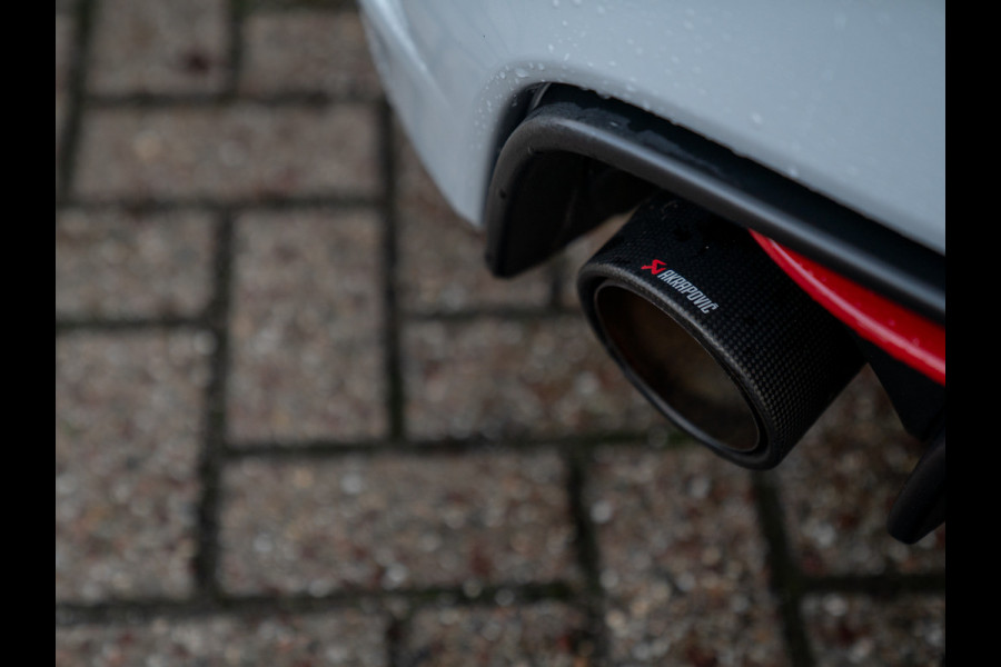 Abarth 595 C Esseesse 70th Anniversary | Beats | Carbon stoelen | Akrapovic | Orig. NL