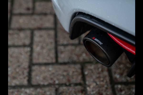 Abarth 595 C Esseesse 70th Anniversary | Beats | Carbon stoelen | Akrapovic | Orig. NL