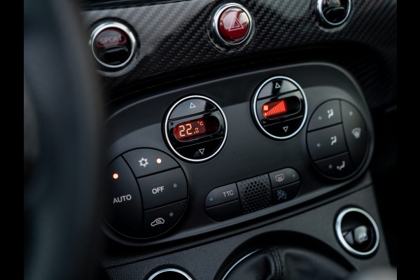 Abarth 595 C Esseesse 70th Anniversary | Beats | Carbon stoelen | Akrapovic | Orig. NL