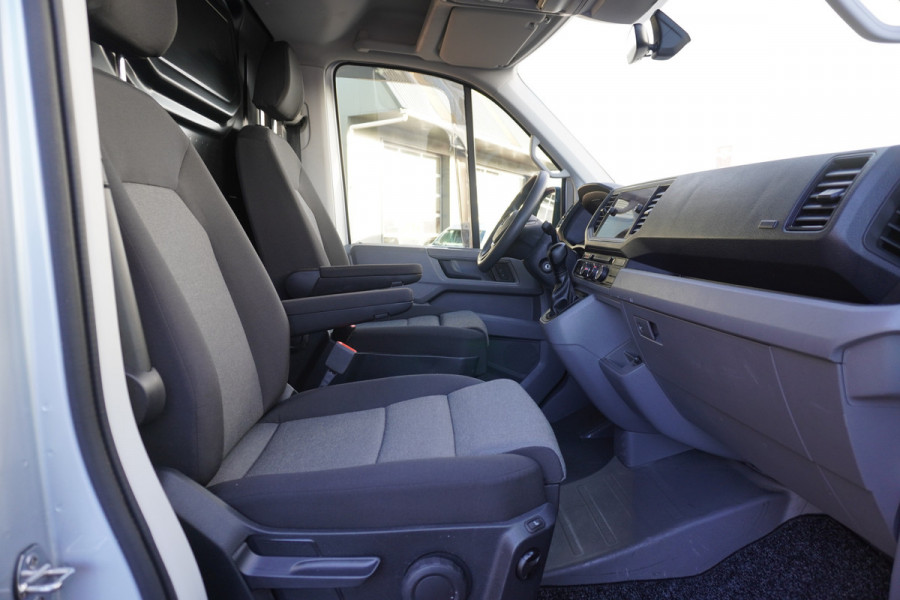 Volkswagen Crafter 35 2.0 TDI 177 PK L3H2 Automaat nr. V002 | Airco | Cruise | 2x geveerde stoel | Apple CP-Android auto