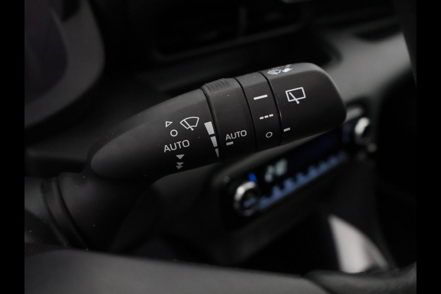 Toyota Yaris 1.5 Hybrid 115 Active | Apple CarPlay & Android auto | Achter Parkeersensoren | Adaptieve Cruise Control |