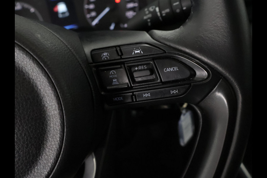 Toyota Yaris 1.5 Hybrid 115 Active | Apple CarPlay & Android auto | Achter Parkeersensoren | Adaptieve Cruise Control |