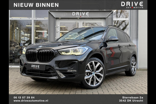 BMW X1 xDrive25e High Ex. Sportline |Leer|Trekhaak|Camera|19"LM velgen