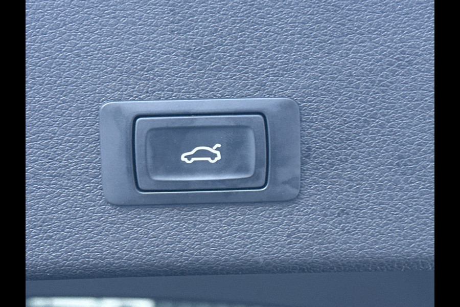 Audi E-tron Sportback Pano|Camera 55 quattro Business edition Plus 95 kWh