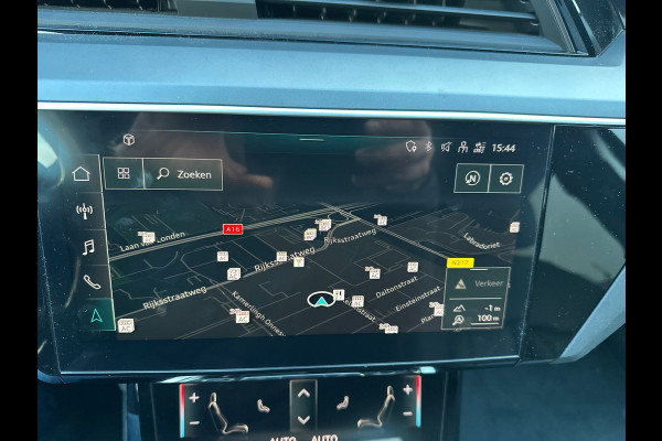 Audi E-tron Sportback Pano|Camera 55 quattro Business edition Plus 95 kWh