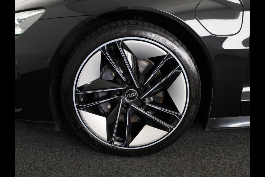 Audi e-tron GT GT 93 kWh 476pk | Panoramadak | Adaptieve cruise controle | Verwarmbare voorstoelen| 20 inch lichtmetalen velgen