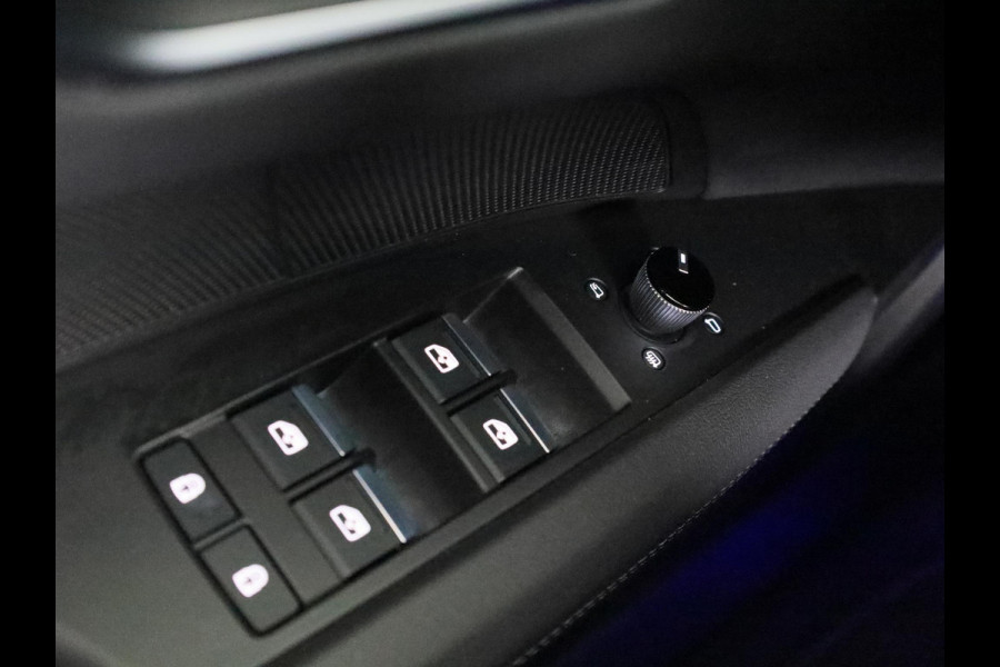 Audi e-tron GT GT 93 kWh 476pk | Panoramadak | Adaptieve cruise controle | Verwarmbare voorstoelen| 20 inch lichtmetalen velgen