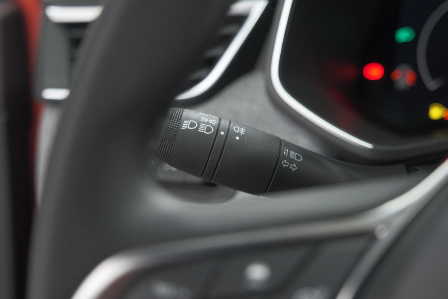 Renault Clio 1.0 TCe 90 GPF techno | 360 Camera | Adaptieve Cruise Control | 9.3 Inch Groot Scherm