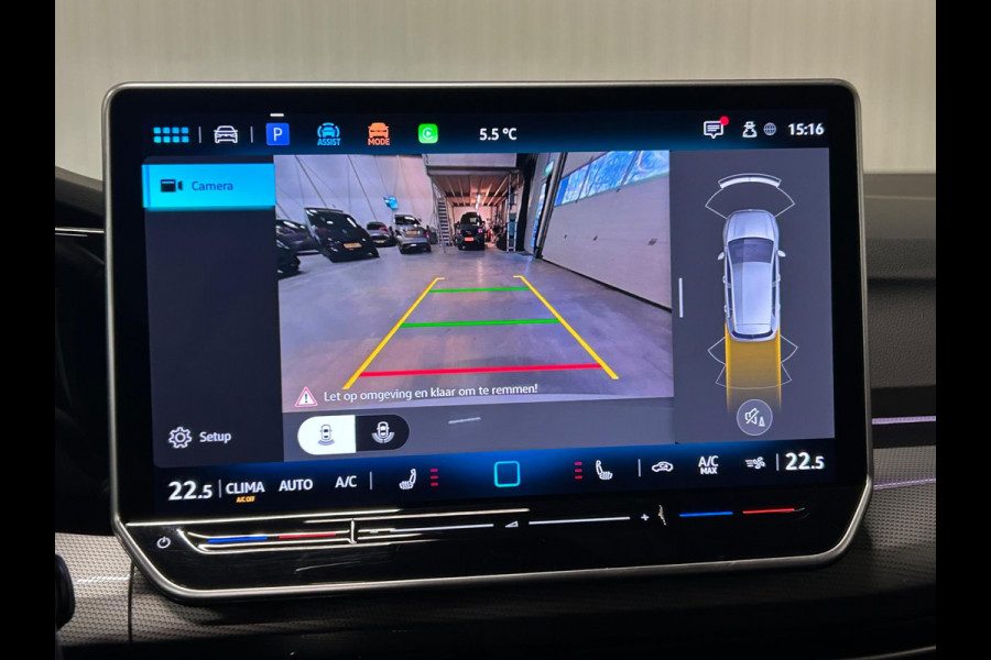 Volkswagen Golf 1.5 eTSI 50 Edition | PANO | IQ LIGHTS | CAMERA | HUD | MILD HYBRIDE