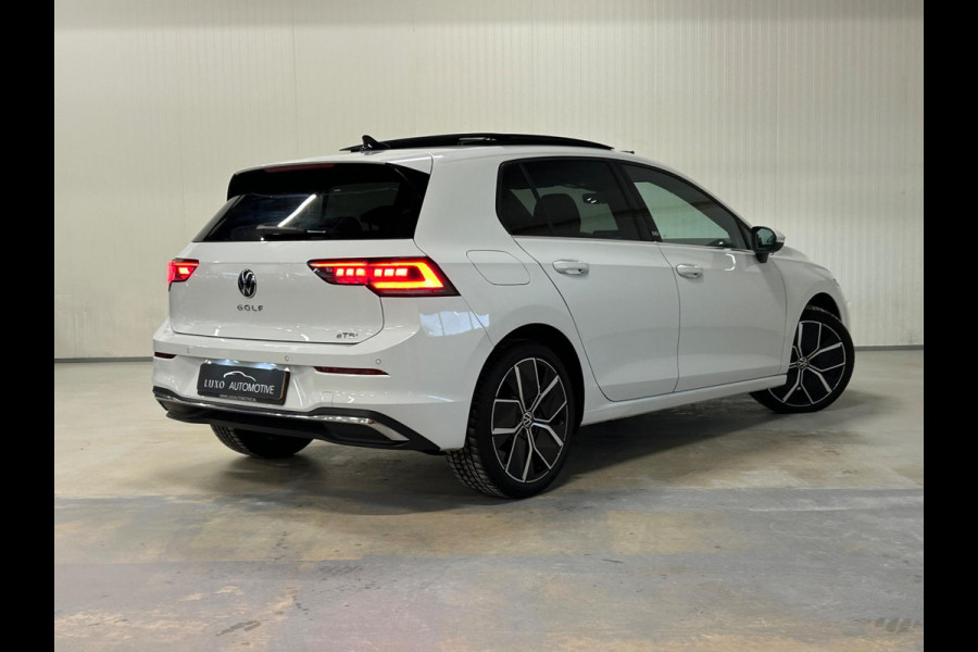 Volkswagen Golf 1.5 eTSI 50 Edition | PANO | IQ LIGHTS | CAMERA | HUD | MILD HYBRIDE