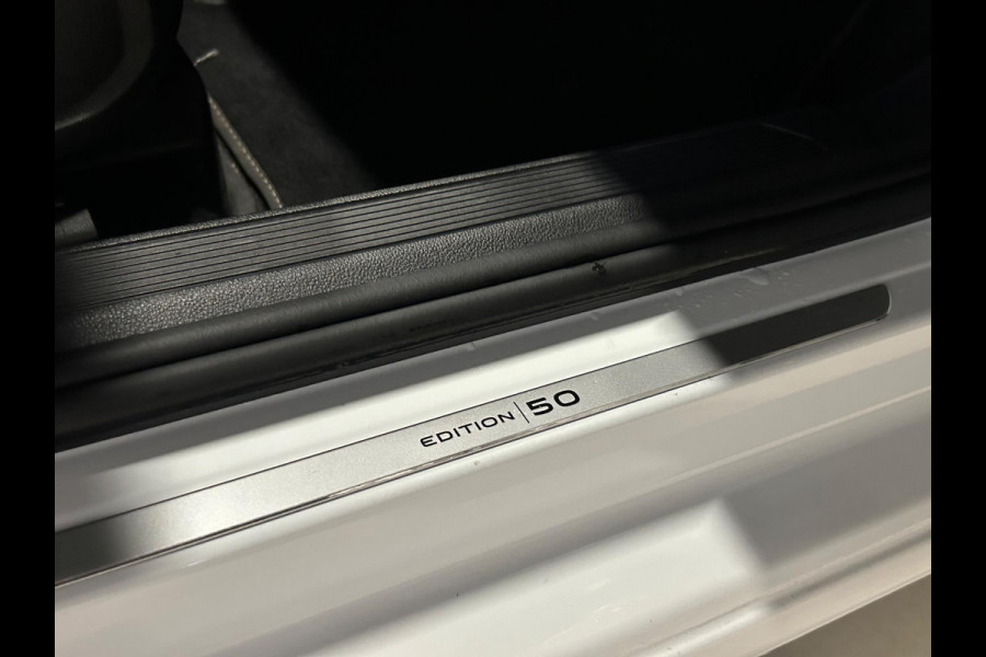 Volkswagen Golf 1.5 eTSI 50 Edition | PANO | IQ LIGHTS | CAMERA | HUD | MILD HYBRIDE