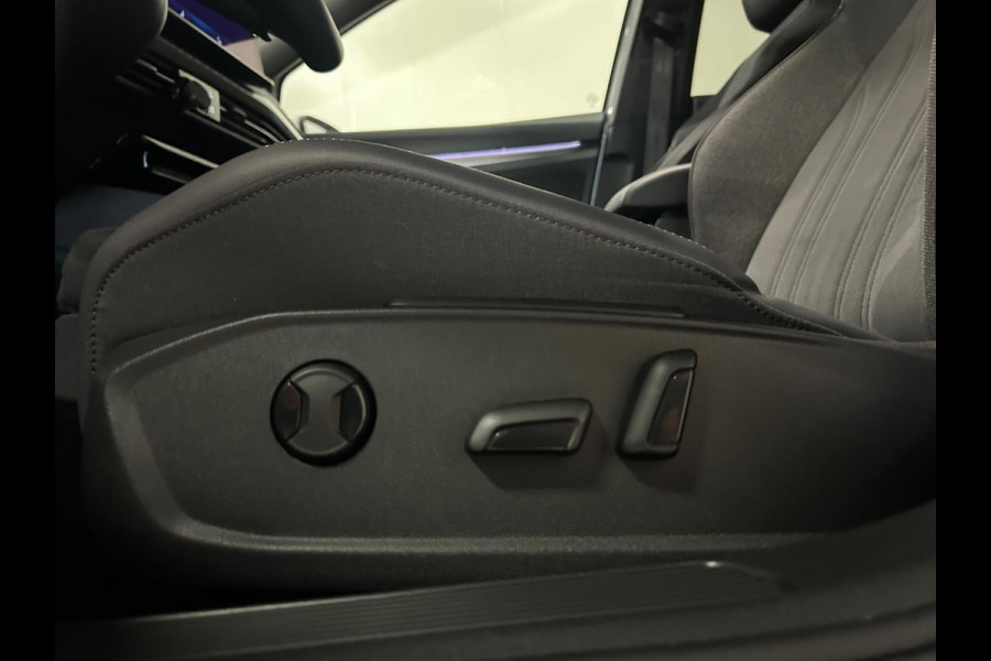 Volkswagen Golf 1.5 eTSI 50 Edition | PANO | IQ LIGHTS | CAMERA | HUD | MILD HYBRIDE