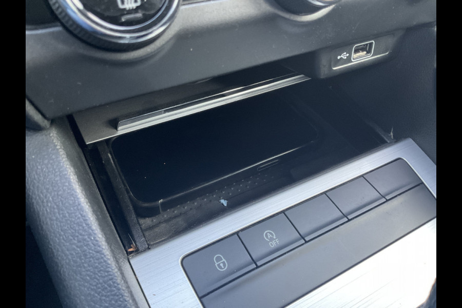 Škoda Octavia Combi 1.6 TDI Automaat 1Eig Carplay Adapt.Cruise Greentech Ambition Business