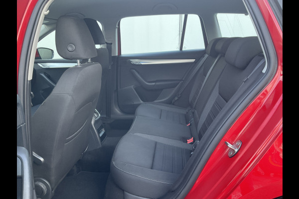 Škoda Octavia Combi 1.6 TDI Automaat 1Eig Carplay Adapt.Cruise Greentech Ambition Business