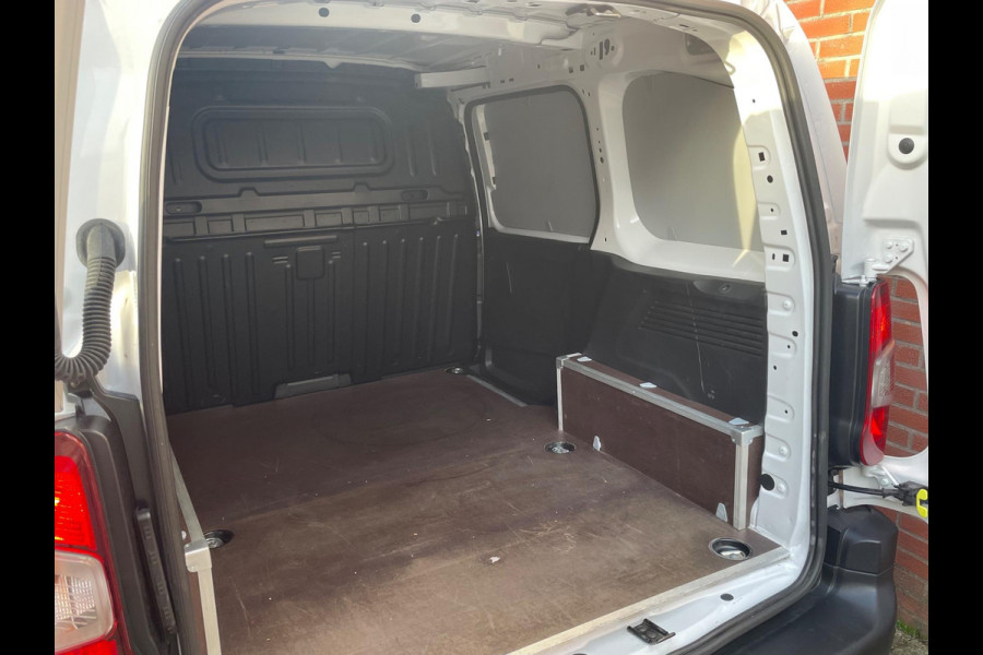 Peugeot Partner 1.5 BlueHDi Airco Navi Trekhaak Carplay